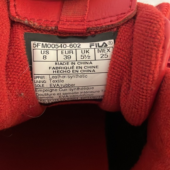 Fila Red Disruptor II Sneakers - Picture 8 of 8
